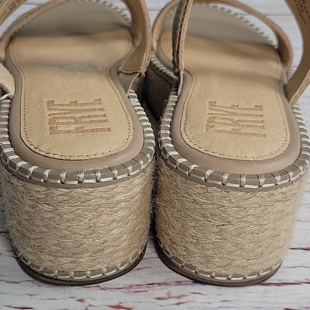 Frye Women's Beige Leather Espadrille Wedges Size 8 - Picture 5 of 9